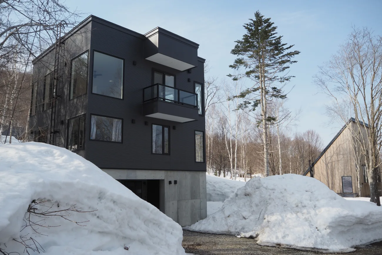 Ebisu House Completed Construction Photos in in the Snow